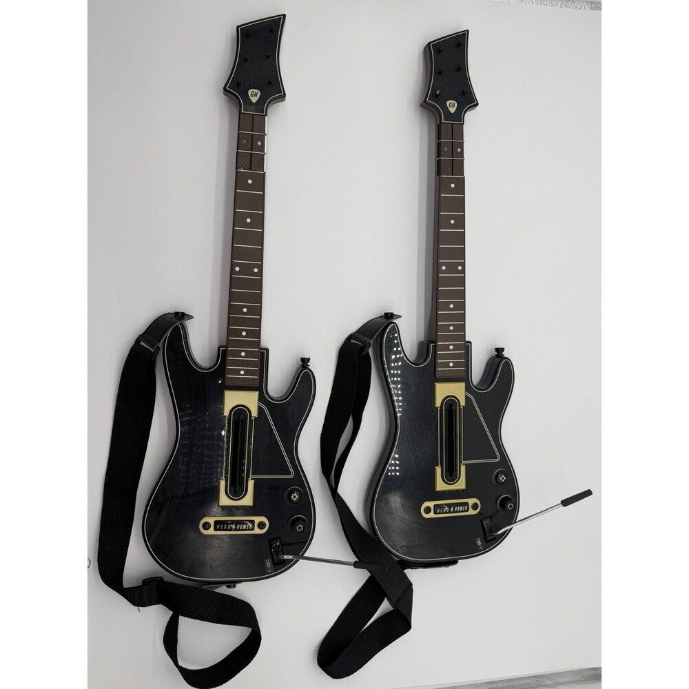 2x Guitar Hero Live XBox One Wireless Guitars No Dongles - Working Hardly Used